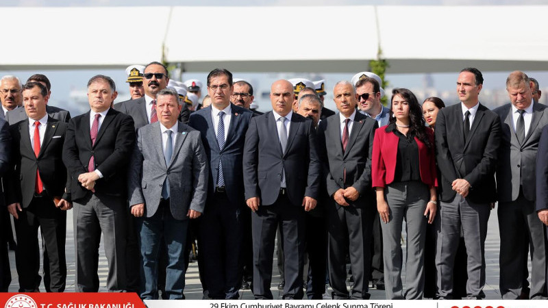 Cumhuriyetin 102. yılına İzmir’de anlamlı kutlama