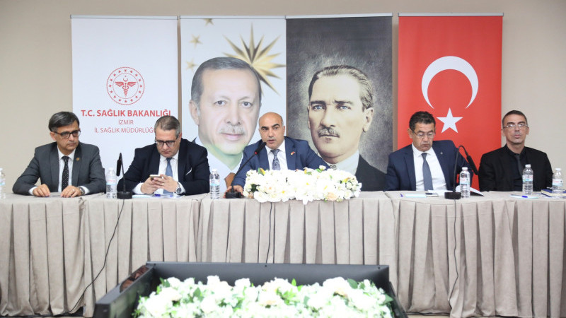 İzmir İl Sağlık Müdürlüğü’nden Acil Sağlık Hizmetlerine yönelik kritik toplantı