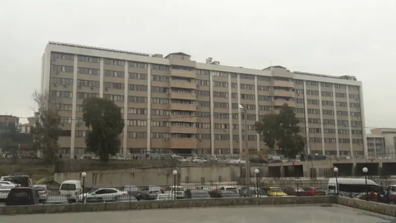 Bozyaka Eğitim ve Araştırma Hastanesi yıkılacak, Yeni 400 yataklı hastane inşa edilecek