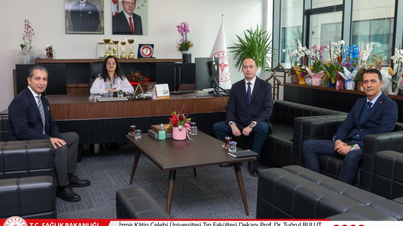 İzmir Kâtip Çelebi Üniversitesi’nden İzmir Şehir Hastanesi’ne hayırlı olsun ziyareti