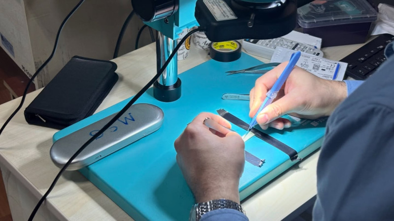 İzmir’de geleceğin beyin cerrahları mikroşirürji eğitimi aldı