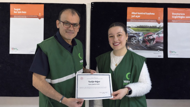 İzmir Atatürk EAH'de Yeşilay Haftası etkinliği