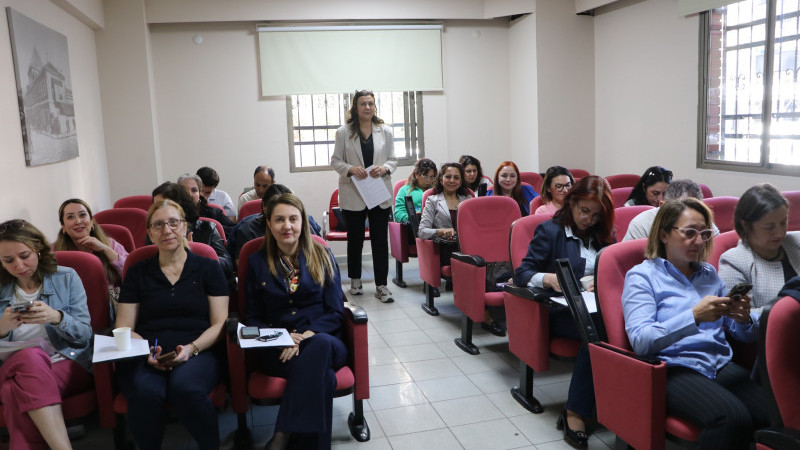 Dr. Behçet Uz Hastanesi’nde yenidoğanlar için hayati eğitim