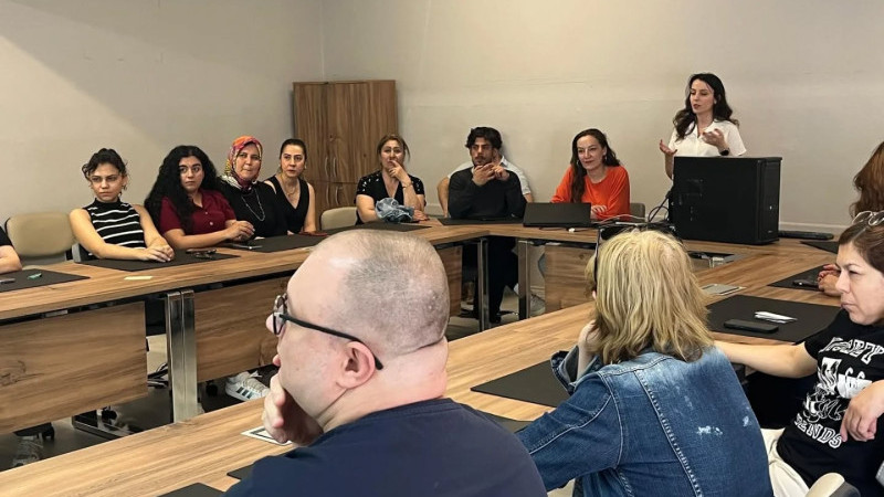 Alsancak Nevvar Salih İşgören Devlet Hastanesi’nden 