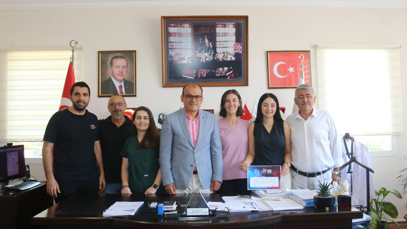 İzmir Atatürk EA Hastanesi acil tıp kliniği Türkiye birincisi oldu
