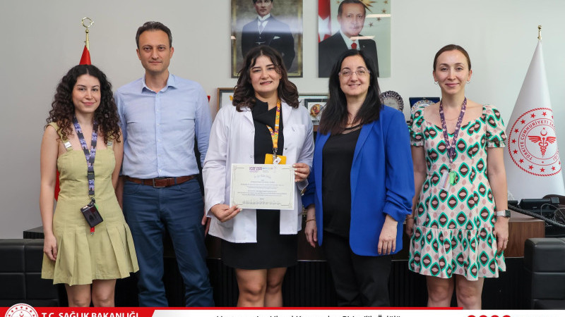 İzmir Şehir Hastanesi hekimlerine Antalya’dan birincilik ödülü