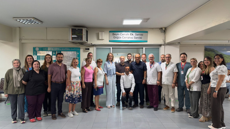 Atatürk EAH Başhekimi Prof. Dr. Bülent Çalık'tan Göğüs Cerrahisi Kliniğine ziyaret