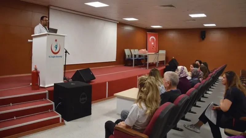 İzmir İl Sağlık Müdürlüğü palyatif bakım hemşireliği eğitim programı düzenliyor