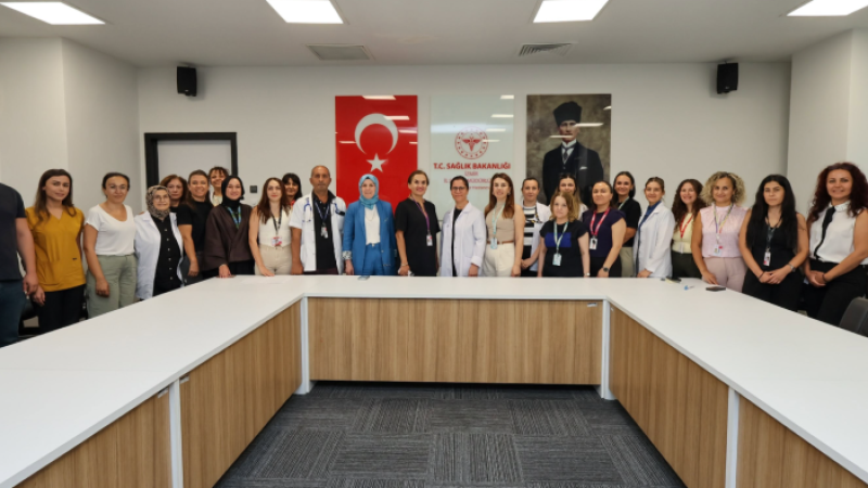 İzmir Şehir Hastanesi’nde hemşireler için kapsamlı Nütrisyon Eğitimi
